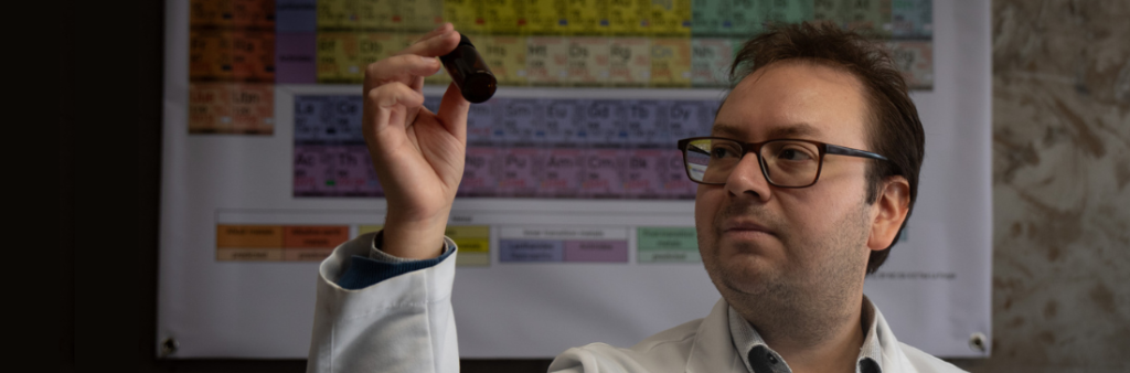 Investigación Usach busca transformar CO2 en un insumo clave para la industria química