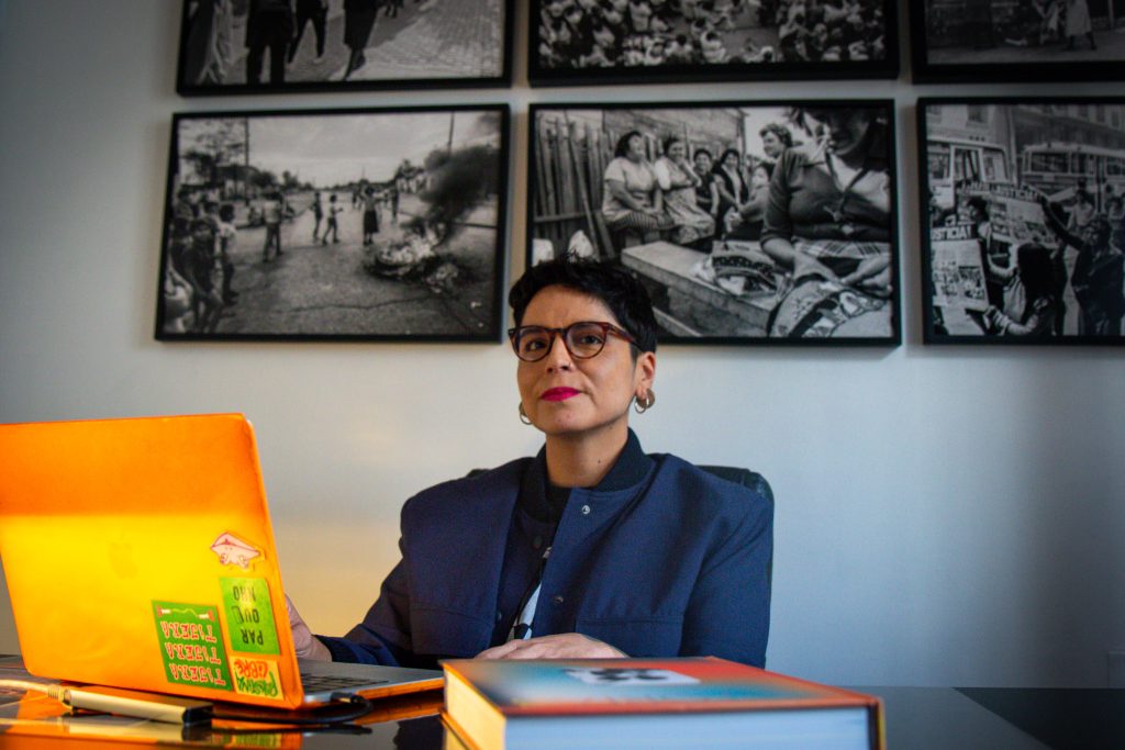 Investigadora Usach estudiará cómo la fotografía preserva la memoria LGBTQIA+ en América Latina